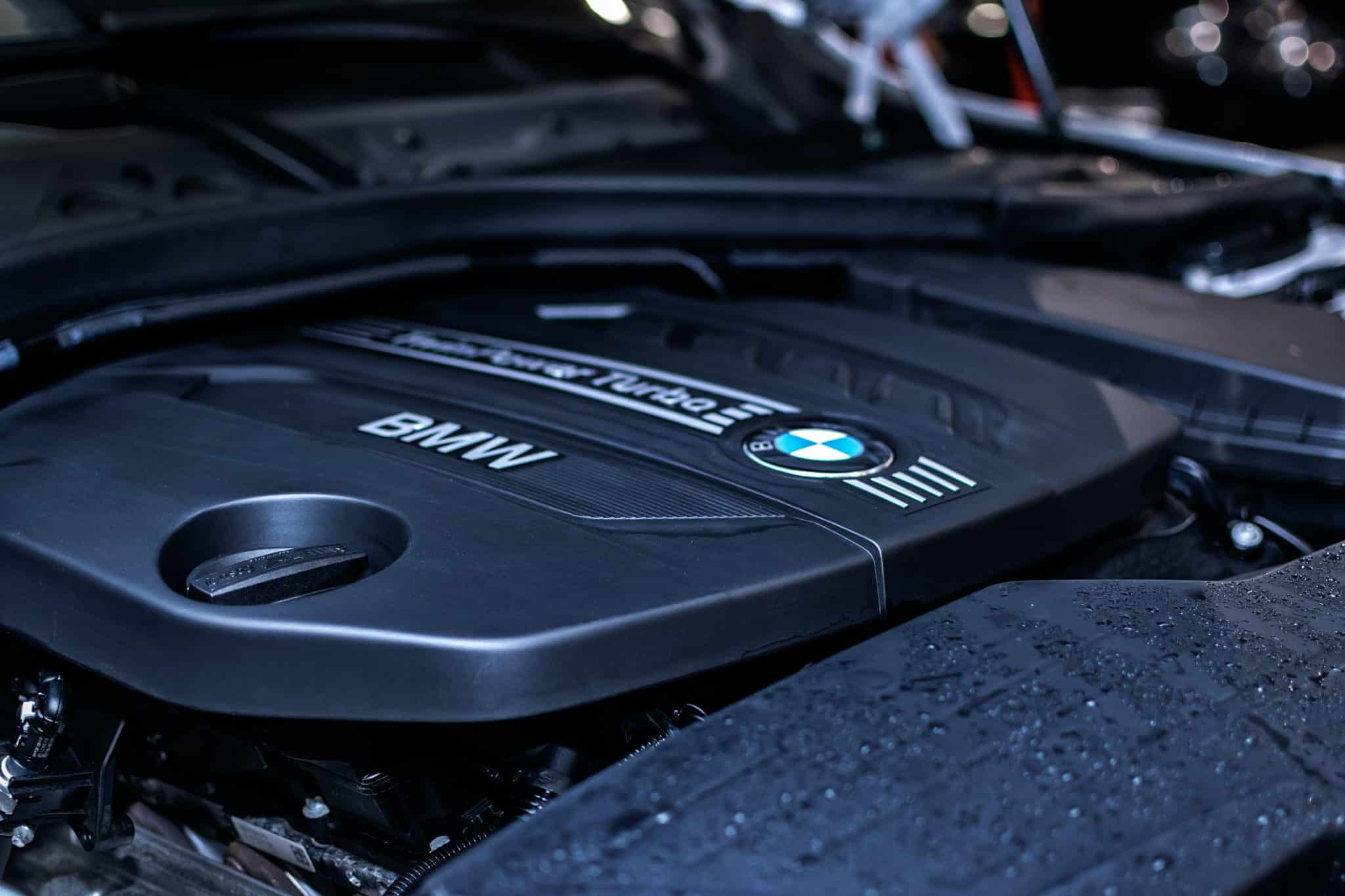 bmw engine cover - oil change - bmw specialists